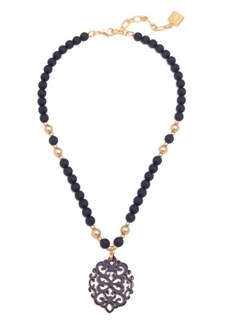 Damask Pendant Beaded Collar Necklace - BLK